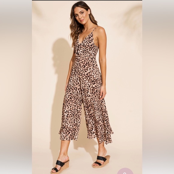 EB&IVE Savannah Leopard Print Tie Front Wide Leg Jumpsuit NWT - Picture 8 of 16